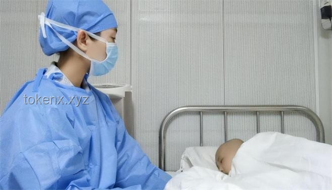 女子生双胞胎后与女儿同因肺炎离世：个案分析与医疗反思
